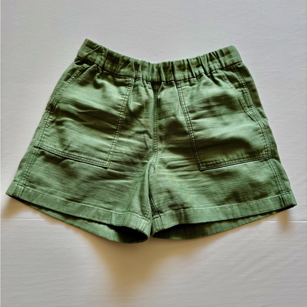 J. Crew Size S Green Cargo Shorts Relaxed Fit